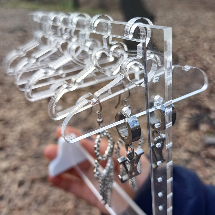 استند گوشواره