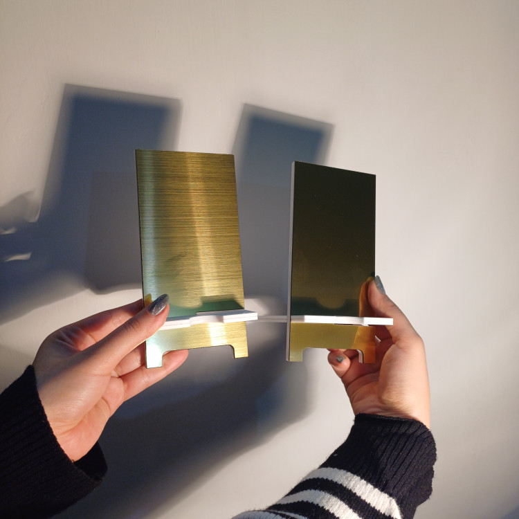 هولدر موبایل